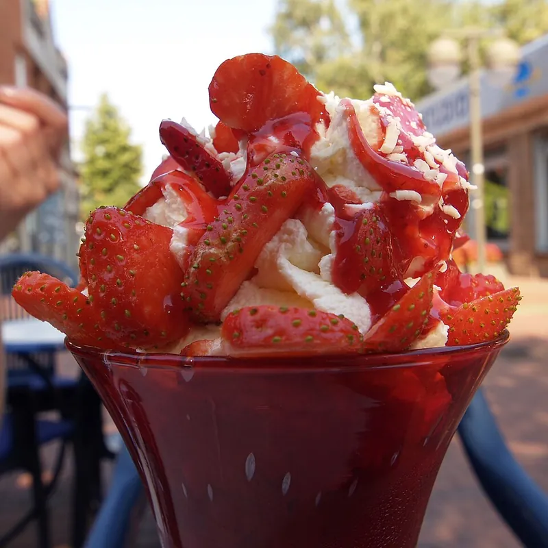 strawberry-ice